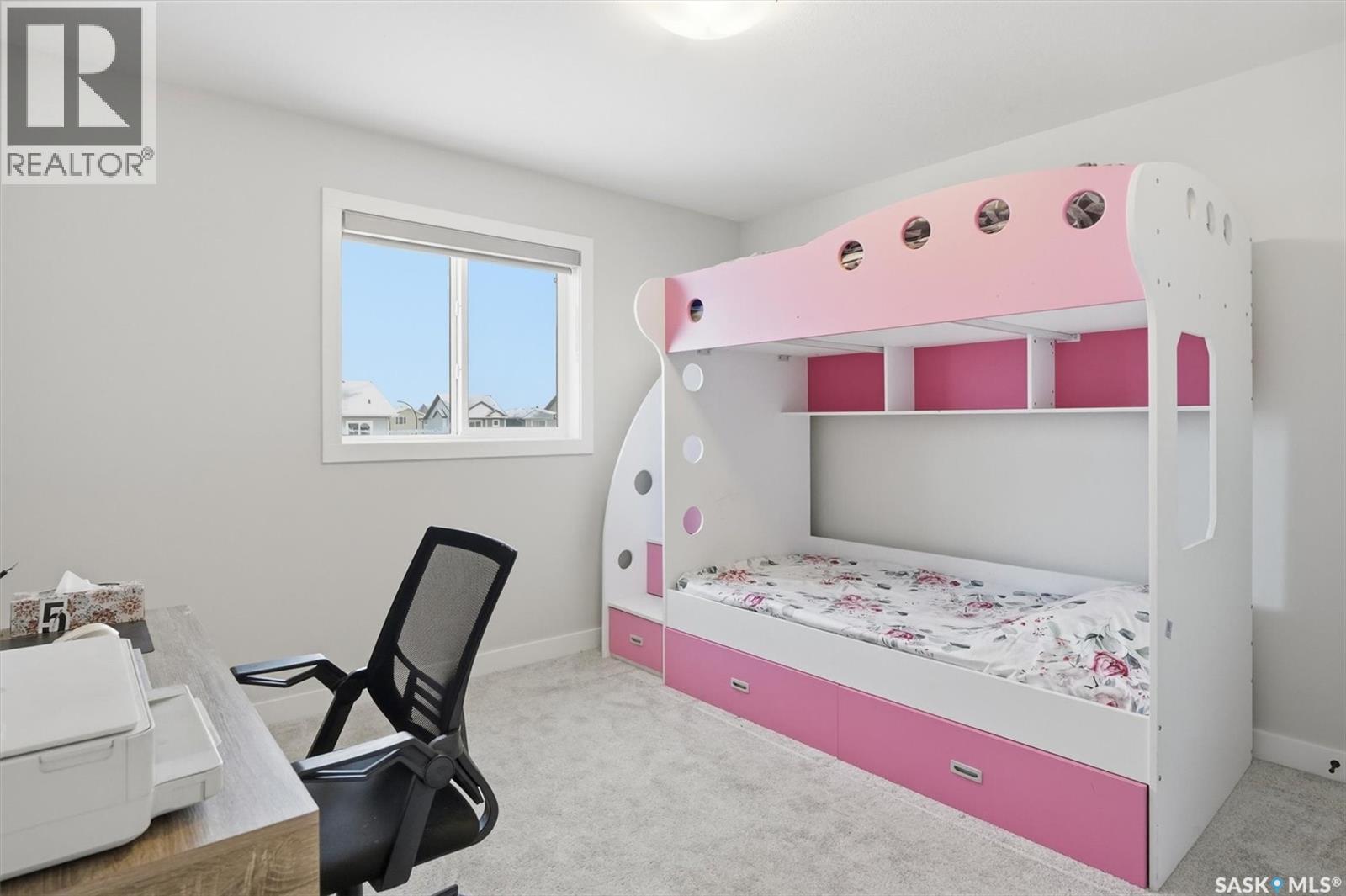 206 Pepper Court, Saskatoon, SK - Indoor Photo Showing Bedroom