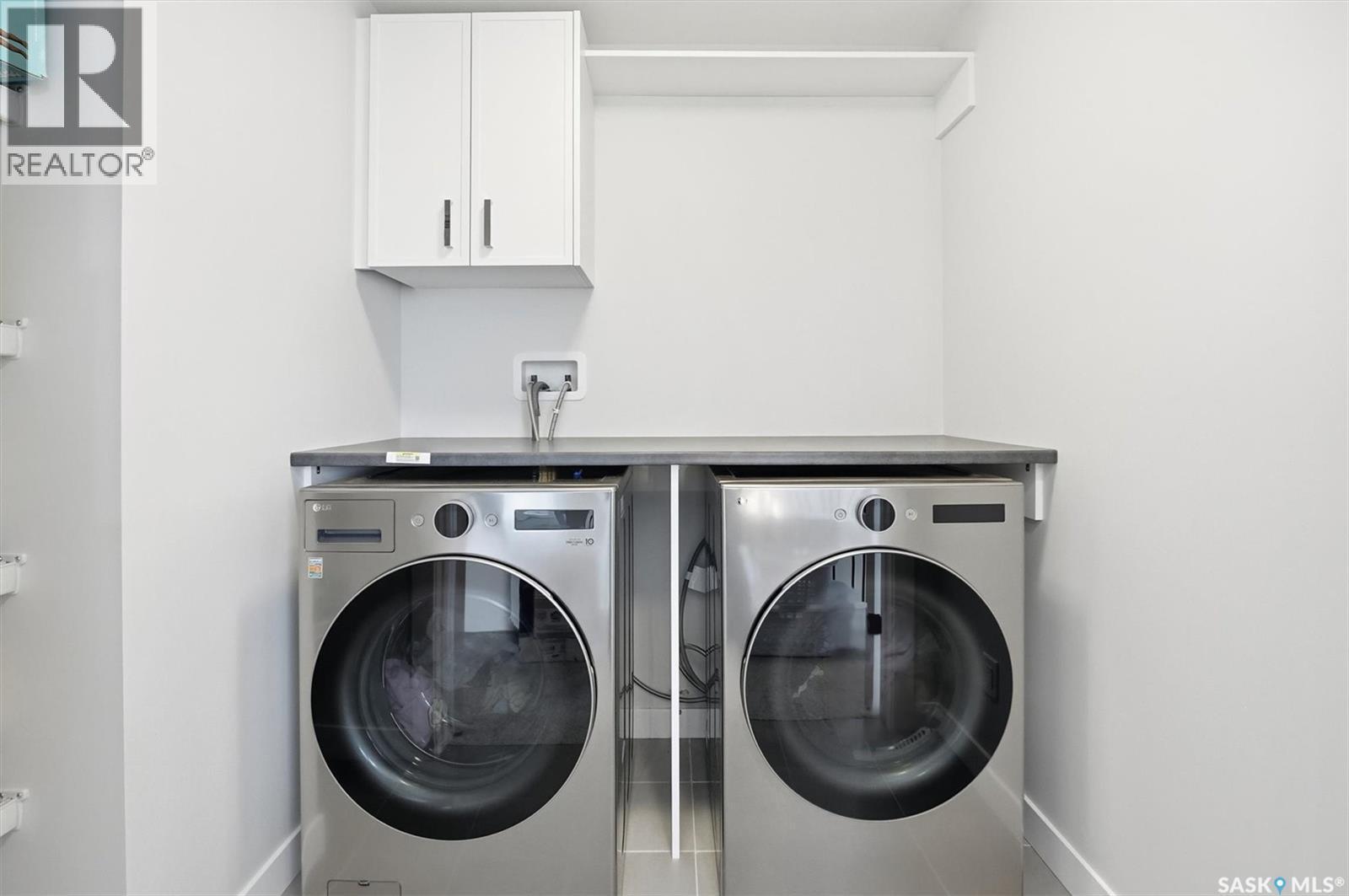 206 Pepper Court, Saskatoon, SK - Indoor Photo Showing Laundry Room