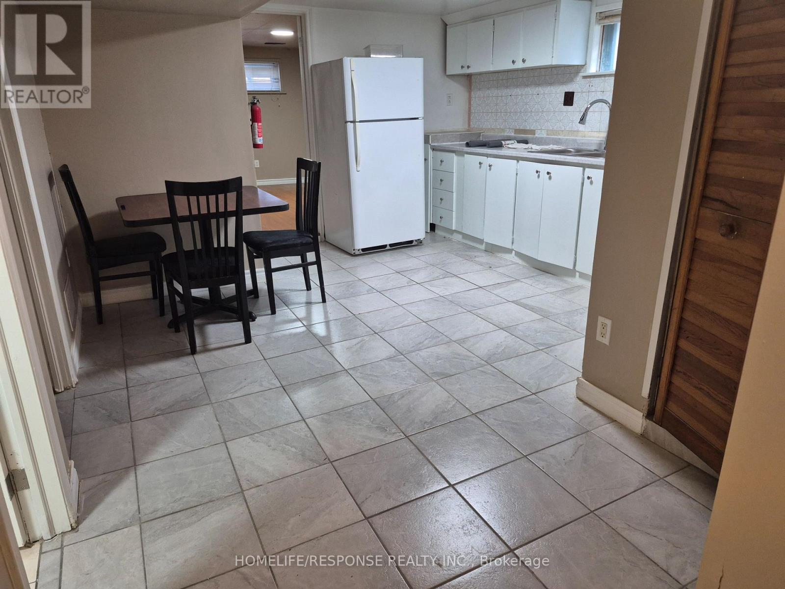 Basement - 89 Navenby Crescent, Toronto, ON - Indoor Photo Showing Kitchen