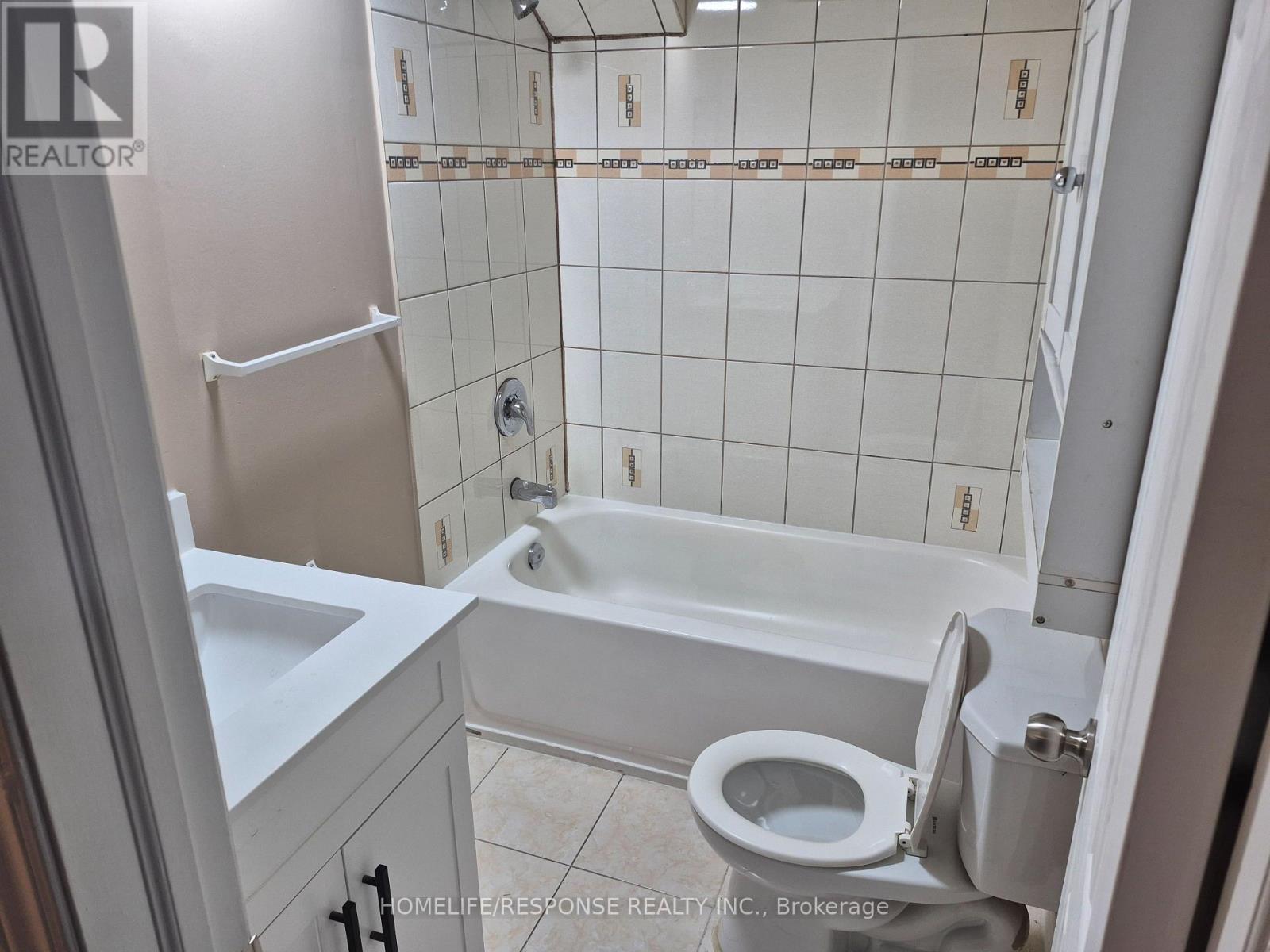 Basement - 89 Navenby Crescent, Toronto, ON - Indoor Photo Showing Bathroom