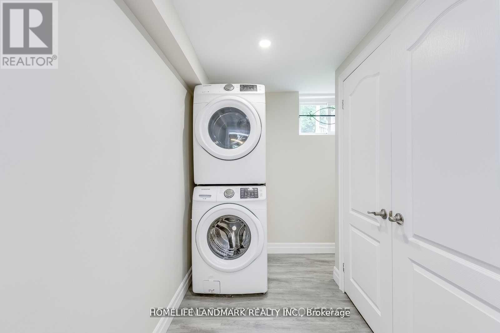 2149 Constance Drive, Oakville, ON - Indoor Photo Showing Laundry Room