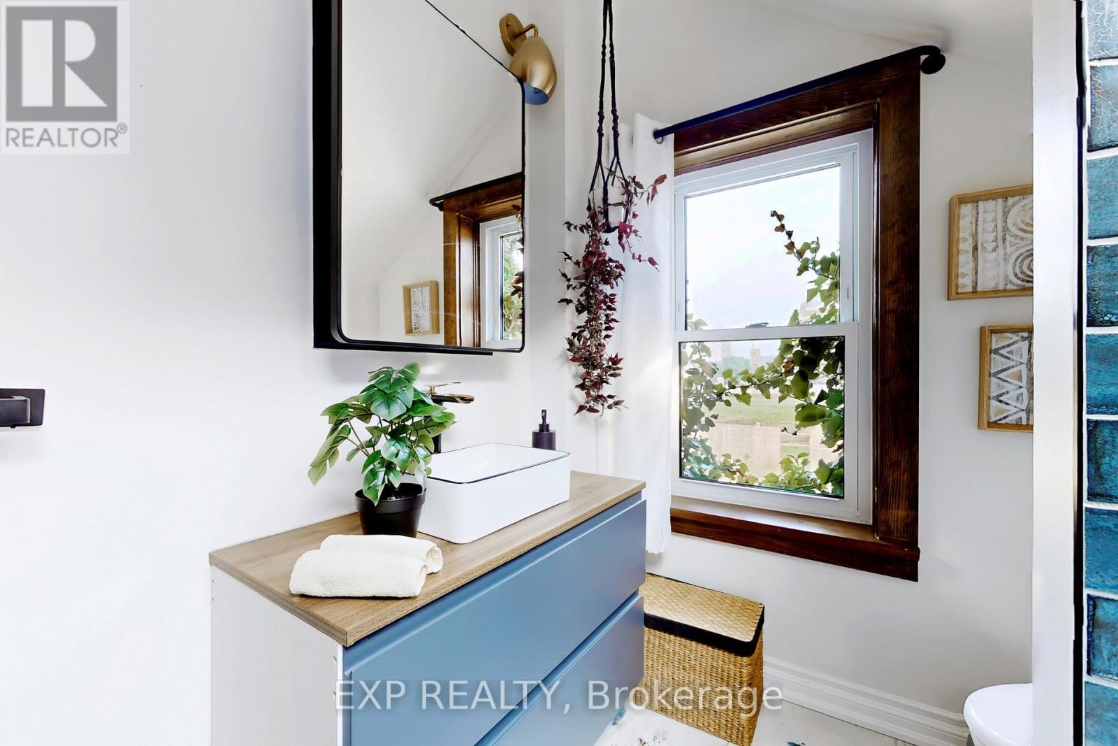 7 David Street, Brampton, ON - Photo Showing Other Room