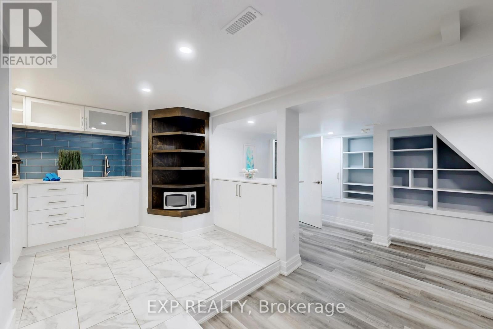 7 David Street, Brampton, ON - Indoor Photo Showing Other Room