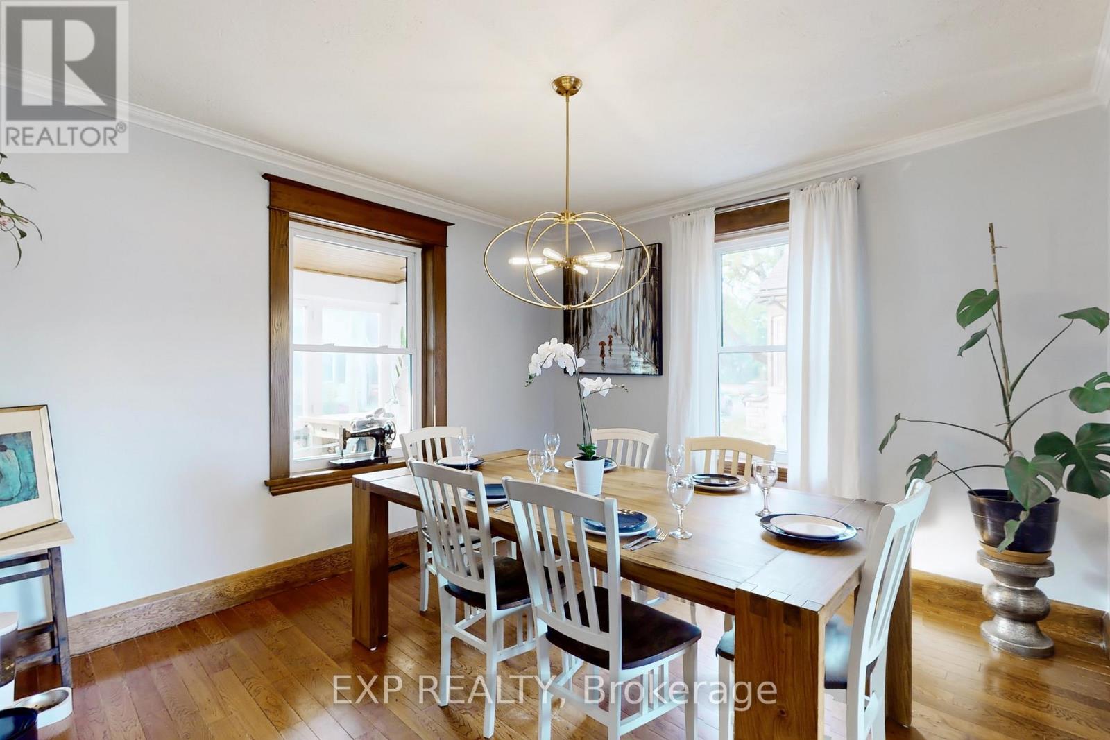 7 David Street, Brampton, ON - Indoor Photo Showing Dining Room