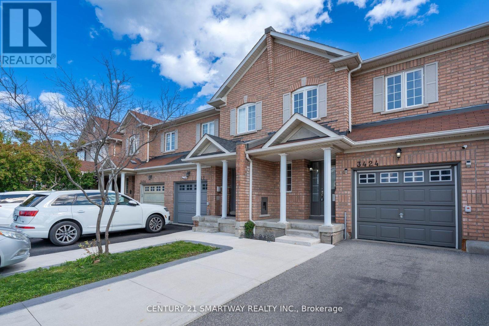 3424 Angel Pass Drive, Mississauga, ON - Outdoor With Facade