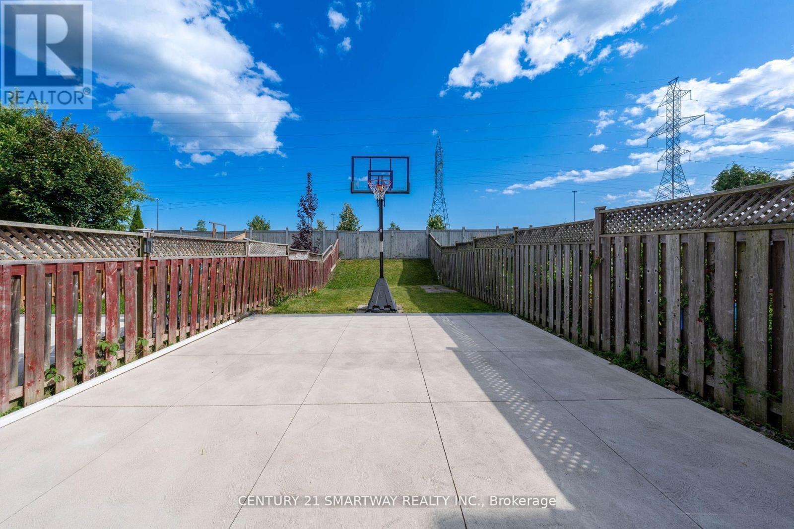 3424 Angel Pass Drive, Mississauga, ON - Outdoor