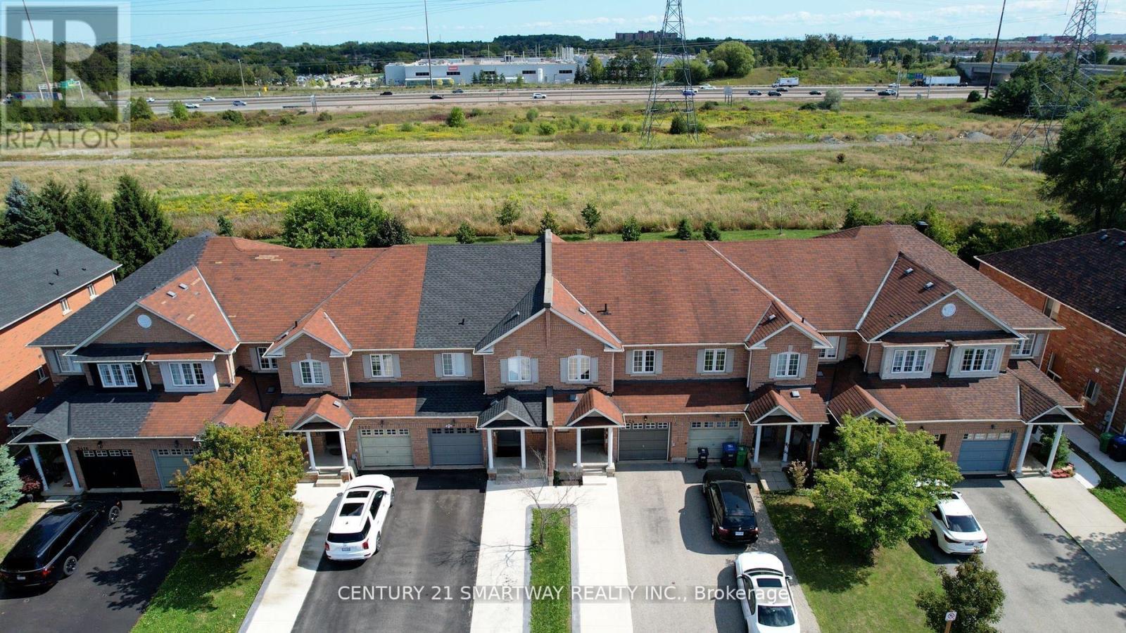 3424 Angel Pass Drive, Mississauga, ON - Outdoor With Facade