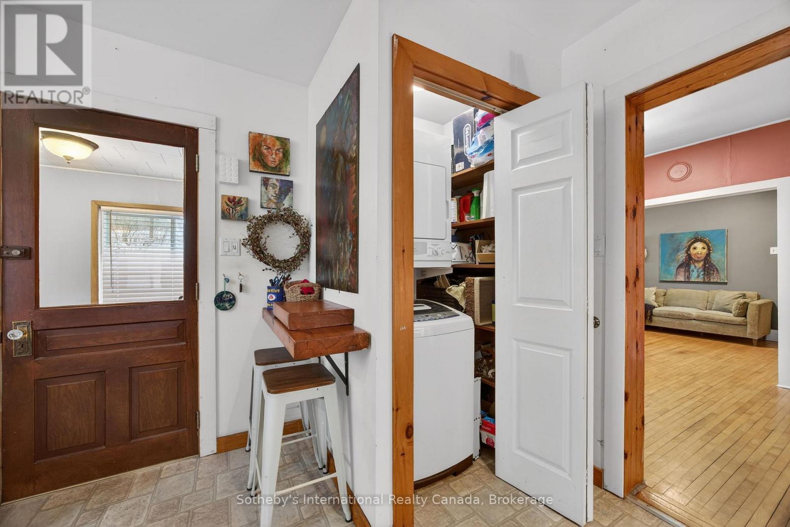 516 High Street, Georgian Bay (Freeman), ON - Indoor Photo Showing Other Room