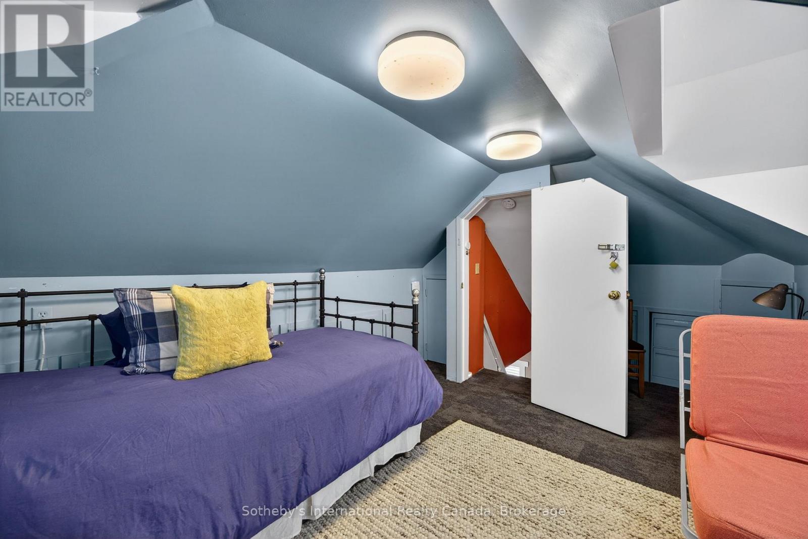 516 High Street, Georgian Bay (Freeman), ON - Indoor Photo Showing Bedroom