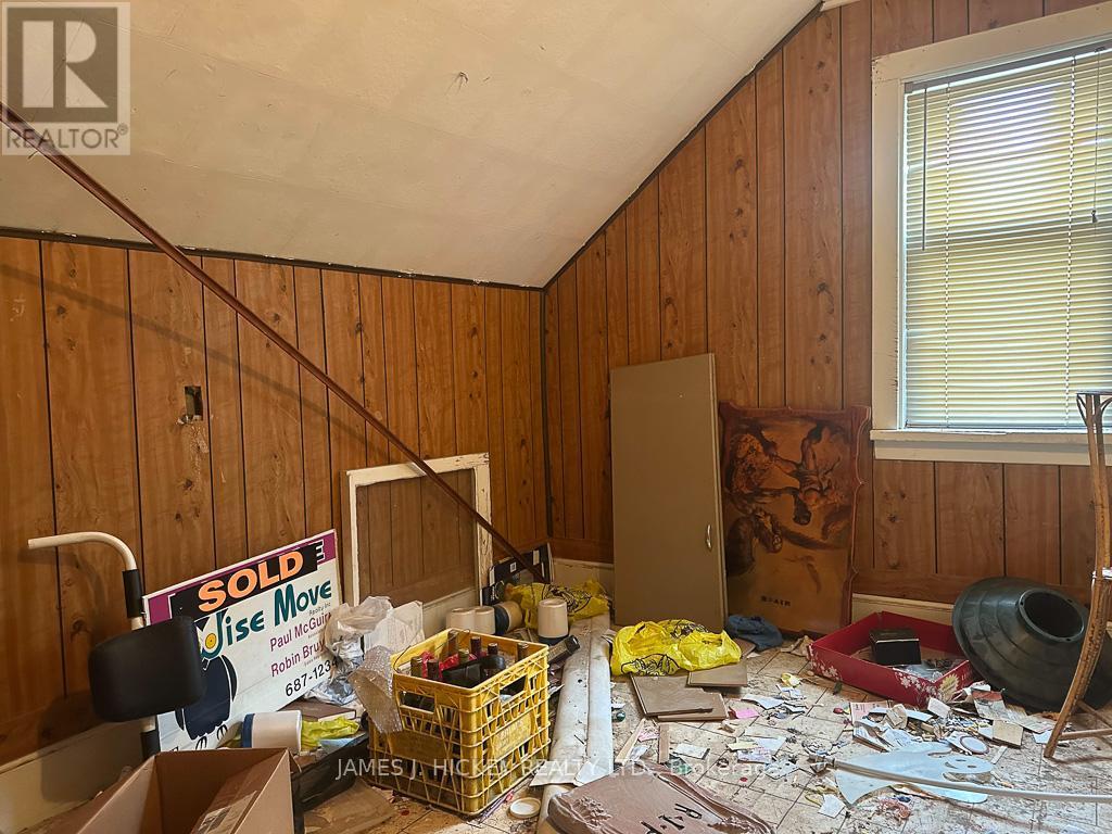 979 Lea Street, Pembroke, ON - Indoor