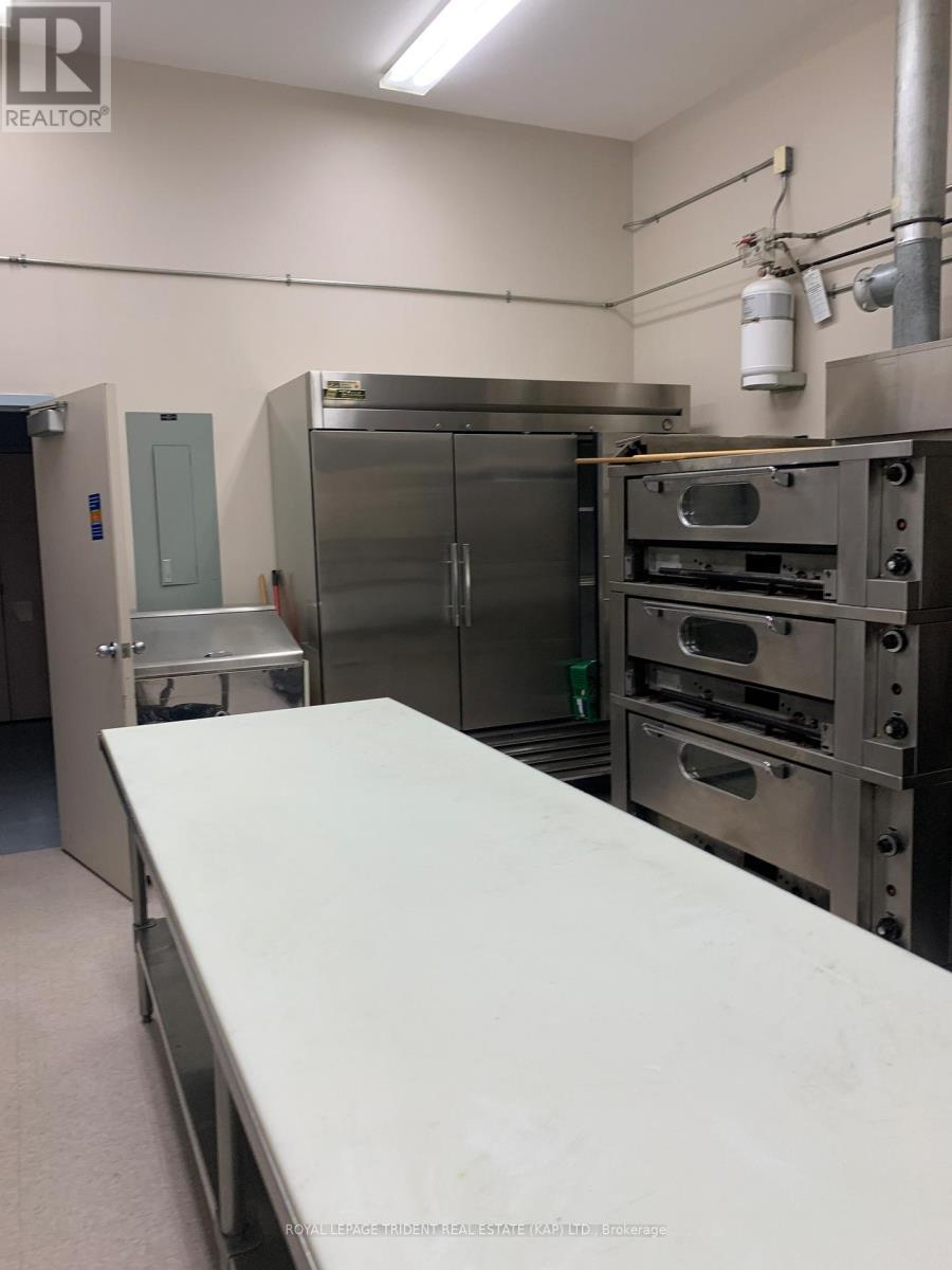 12 Kolb Avenue, Kapuskasing, ON