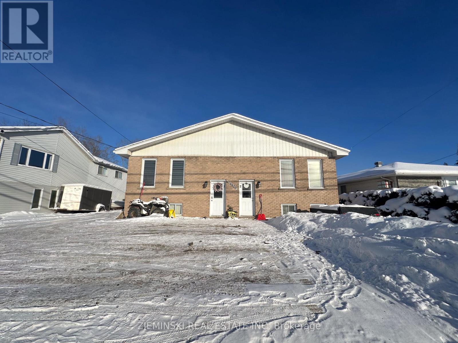 6128 King Street, Timmins (Porcupine - East), ON - Outdoor