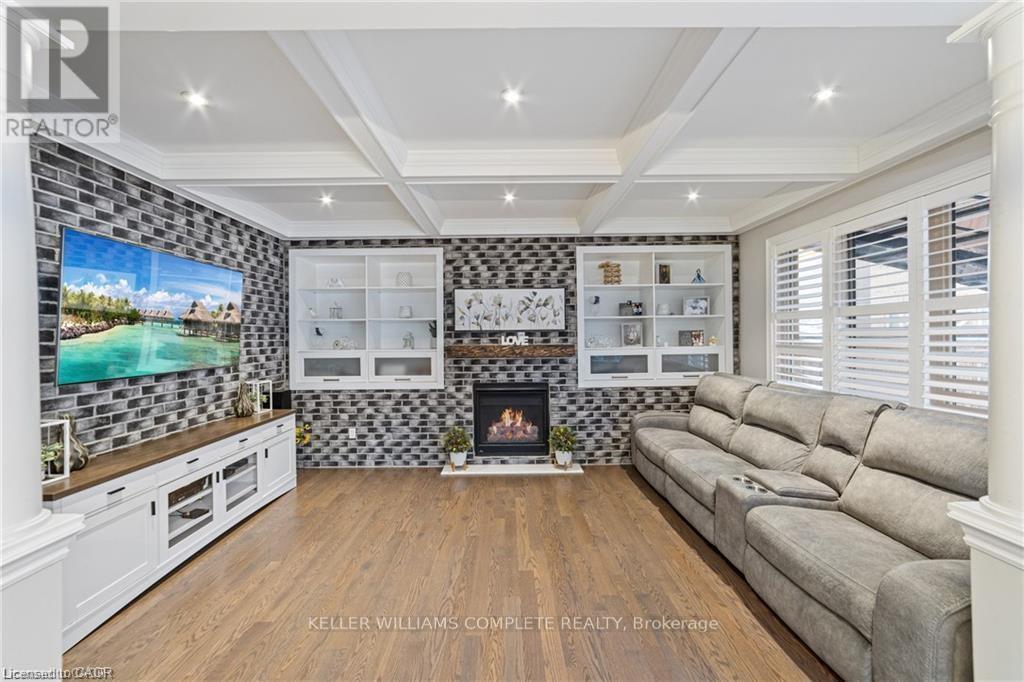 24 Macbean Crescent, Hamilton, ON - Indoor Photo Showing Living Room With Fireplace