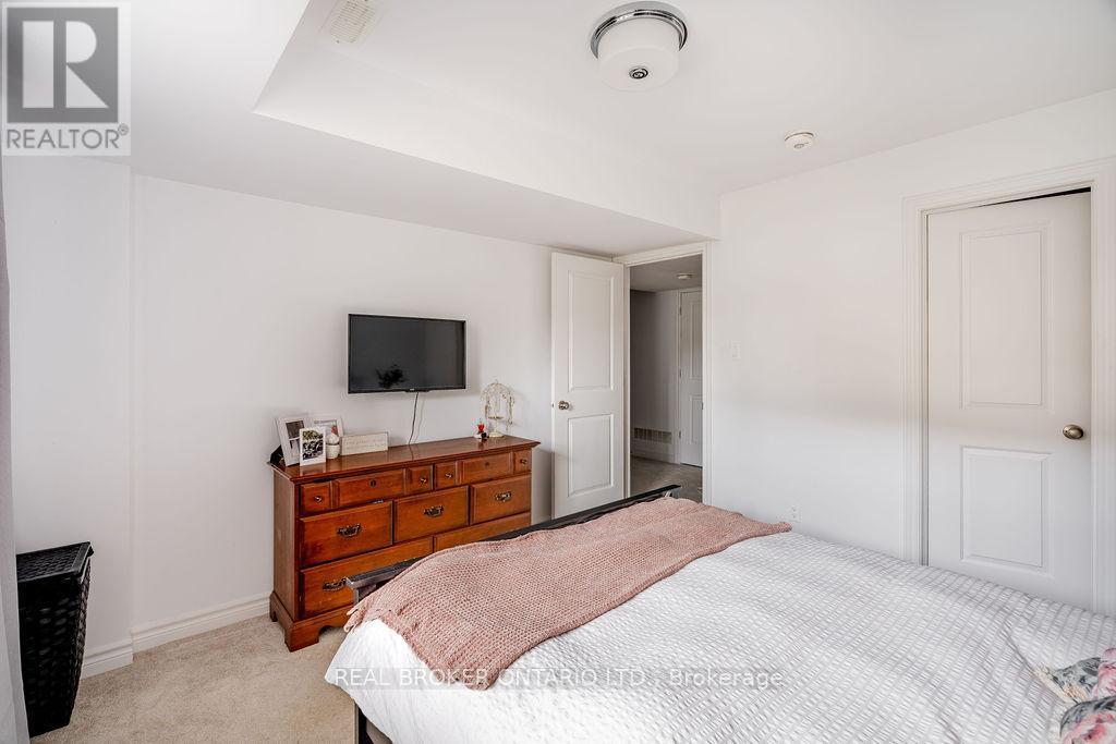 23 - 590 Compass Street, Ottawa, ON - Indoor Photo Showing Bedroom