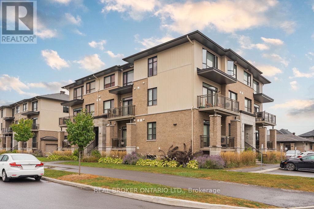 23 - 590 Compass Street, Ottawa, ON - Outdoor With Facade