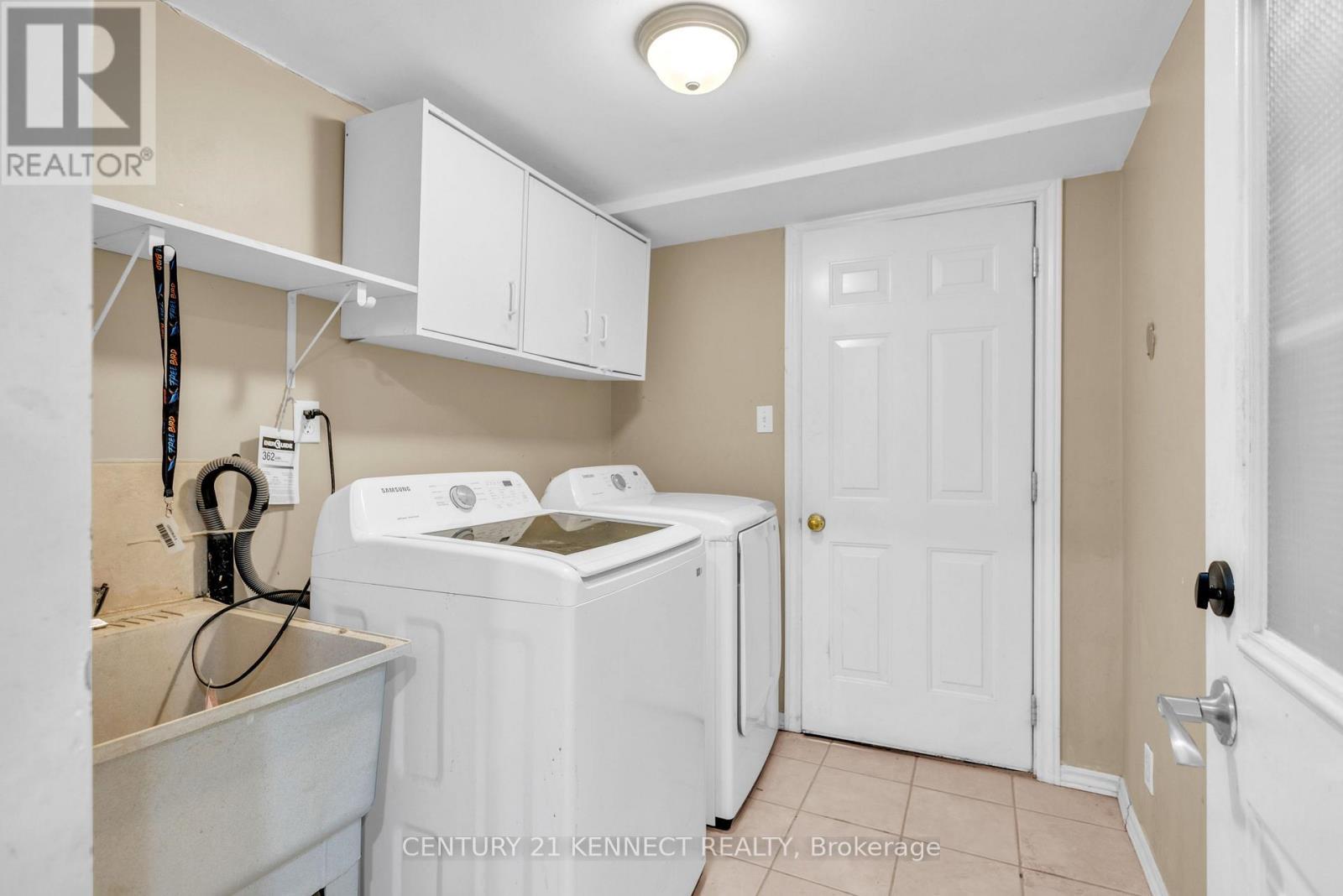 Upper - 173 Lockwood Road, Brampton, ON - Indoor Photo Showing Laundry Room