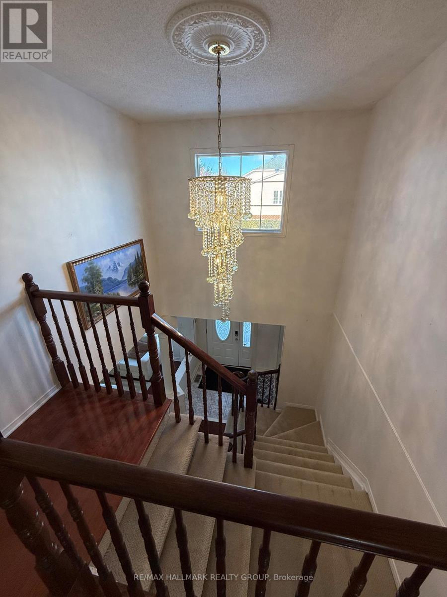 2 Kentsdale Drive, Ottawa, ON - Indoor Photo Showing Dining Room