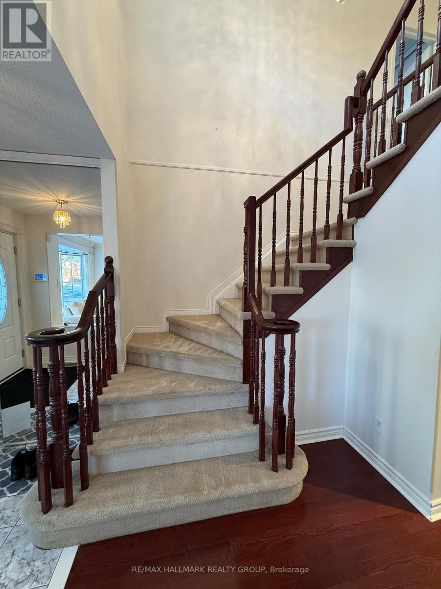 2 Kentsdale Drive, Ottawa, ON - Indoor Photo Showing Other Room