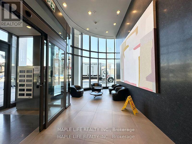 823 - 12 Bonnycastle Street, Toronto, ON - Indoor Photo Showing Gym Room