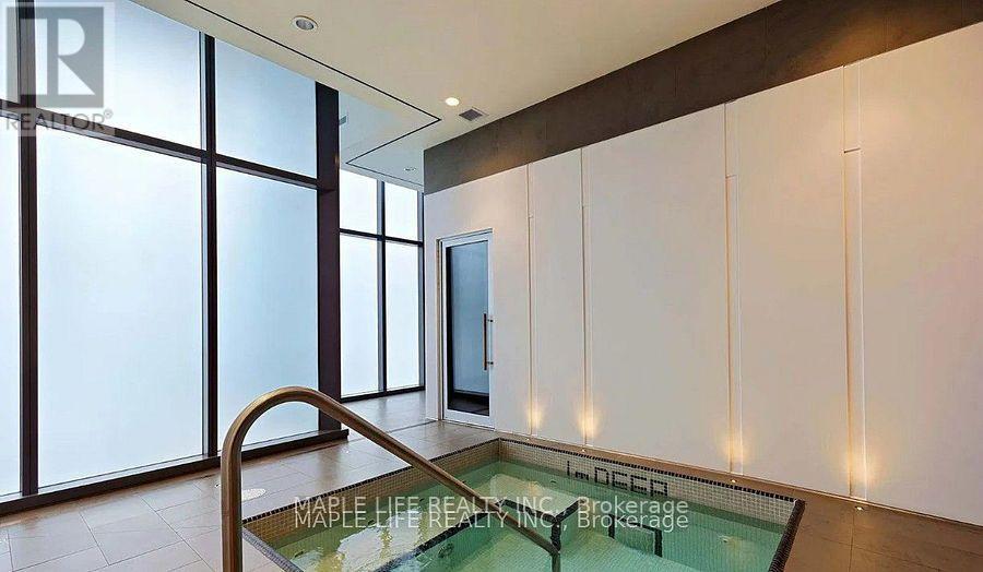 823 - 12 Bonnycastle Street, Toronto, ON - Indoor Photo Showing Other Room