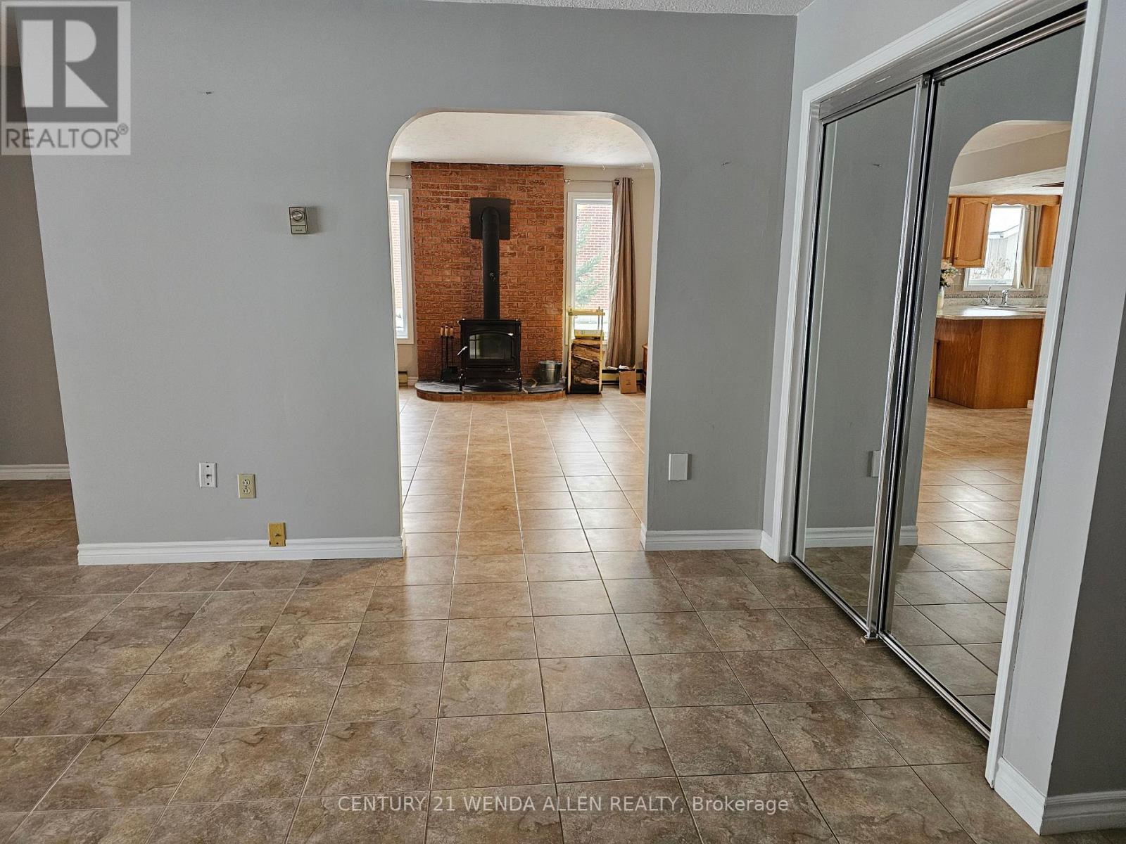 55 Penetangore Row S, Huron-Kinloss, ON - Indoor Photo Showing Other Room