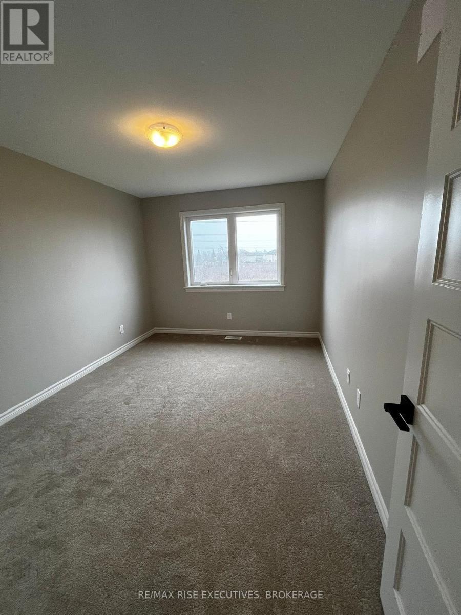 1405 Demers Avenue, Kingston (East Gardiners Rd), ON - Indoor Photo Showing Other Room