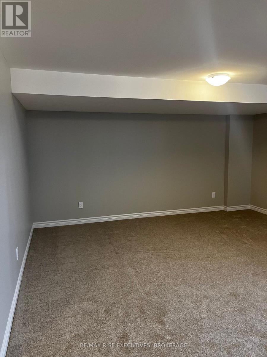 1405 Demers Avenue, Kingston (East Gardiners Rd), ON - Indoor Photo Showing Other Room