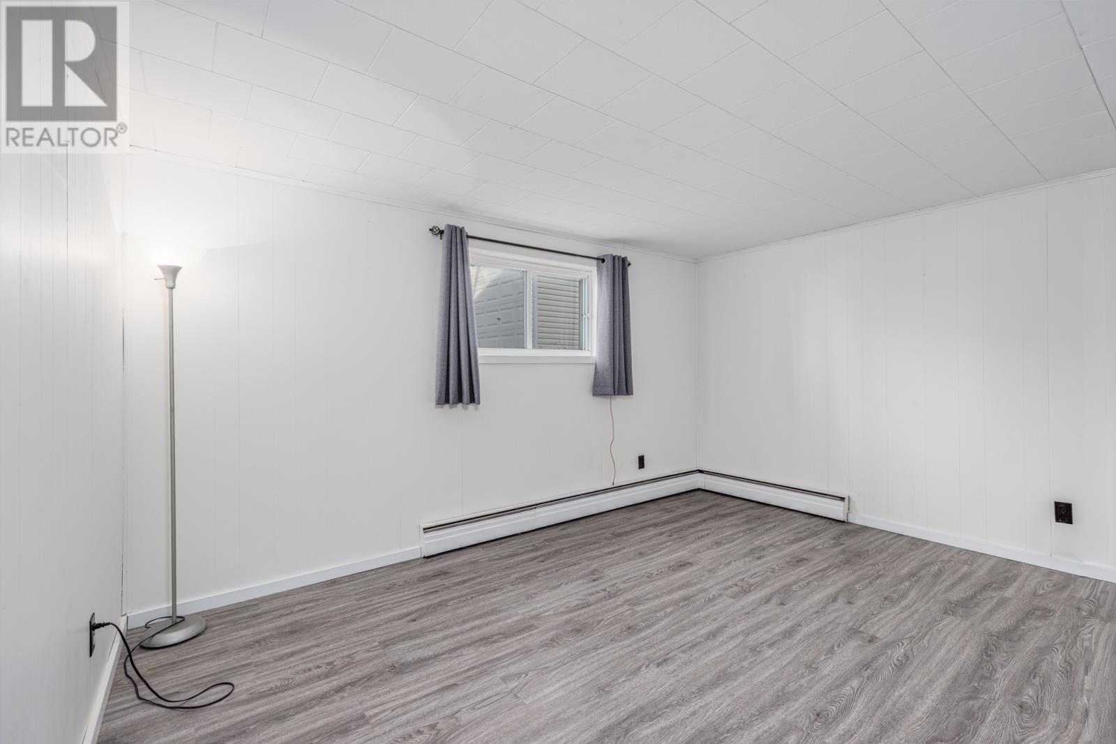 33 Second Street, Mount Pearl, NL - Indoor Photo Showing Other Room