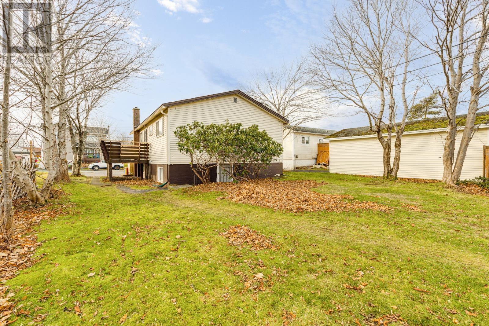 33 Second Street, Mount Pearl, NL - Outdoor