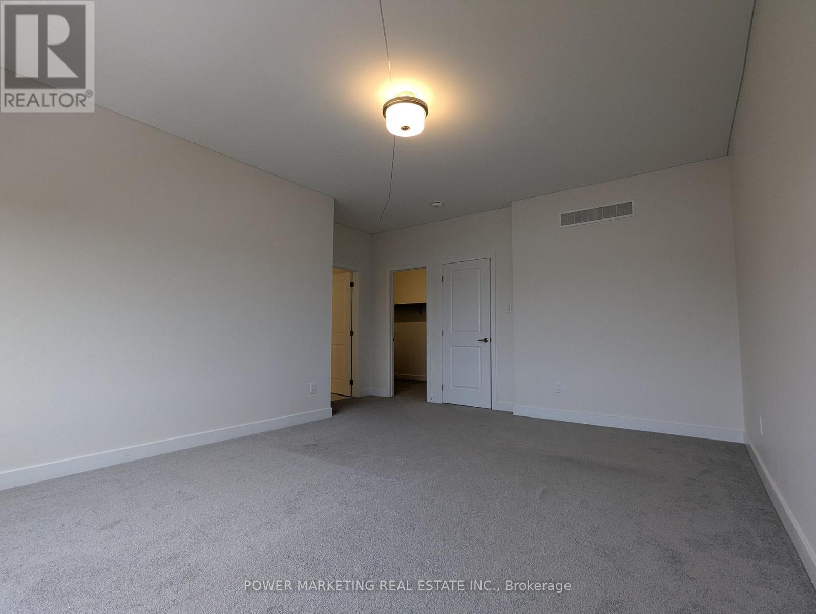 332 Monticello Avenue, Ottawa, ON - Indoor Photo Showing Other Room
