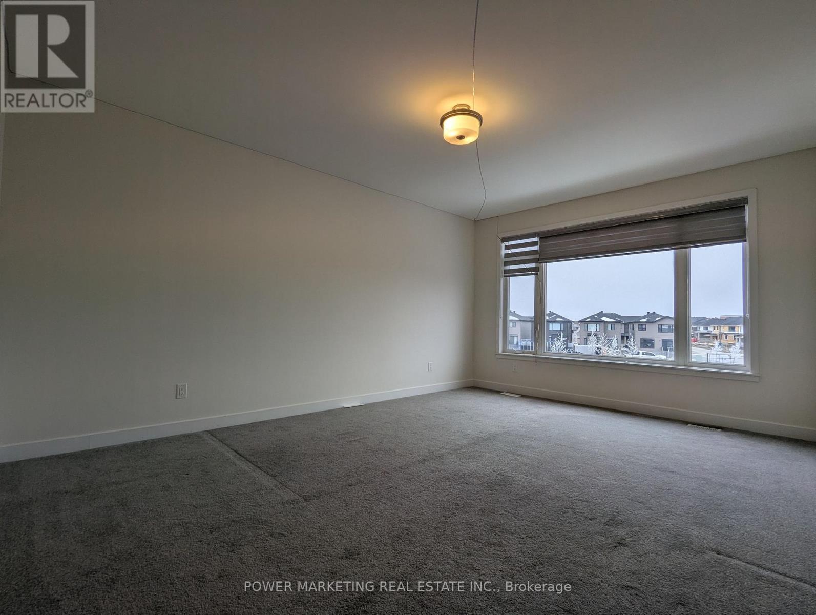 332 Monticello Avenue, Ottawa, ON - Indoor Photo Showing Other Room