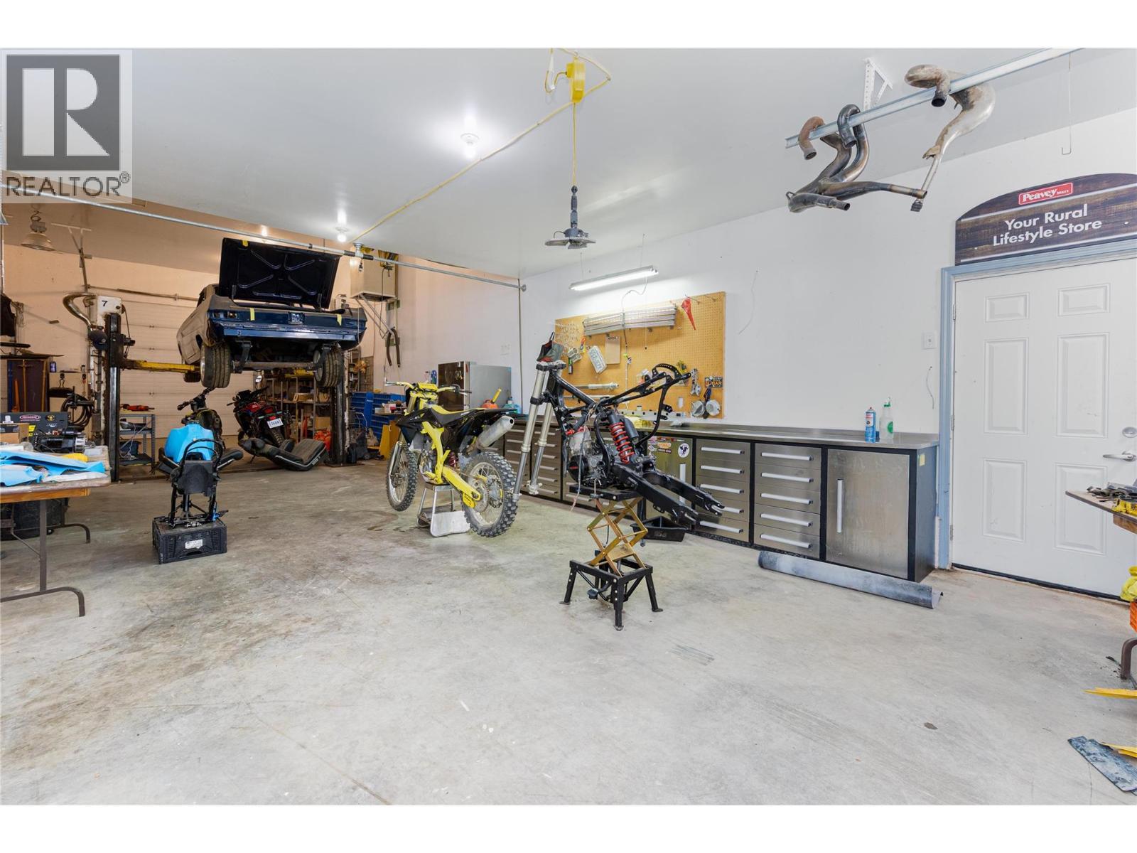 7630 97A Highway, Mara, BC