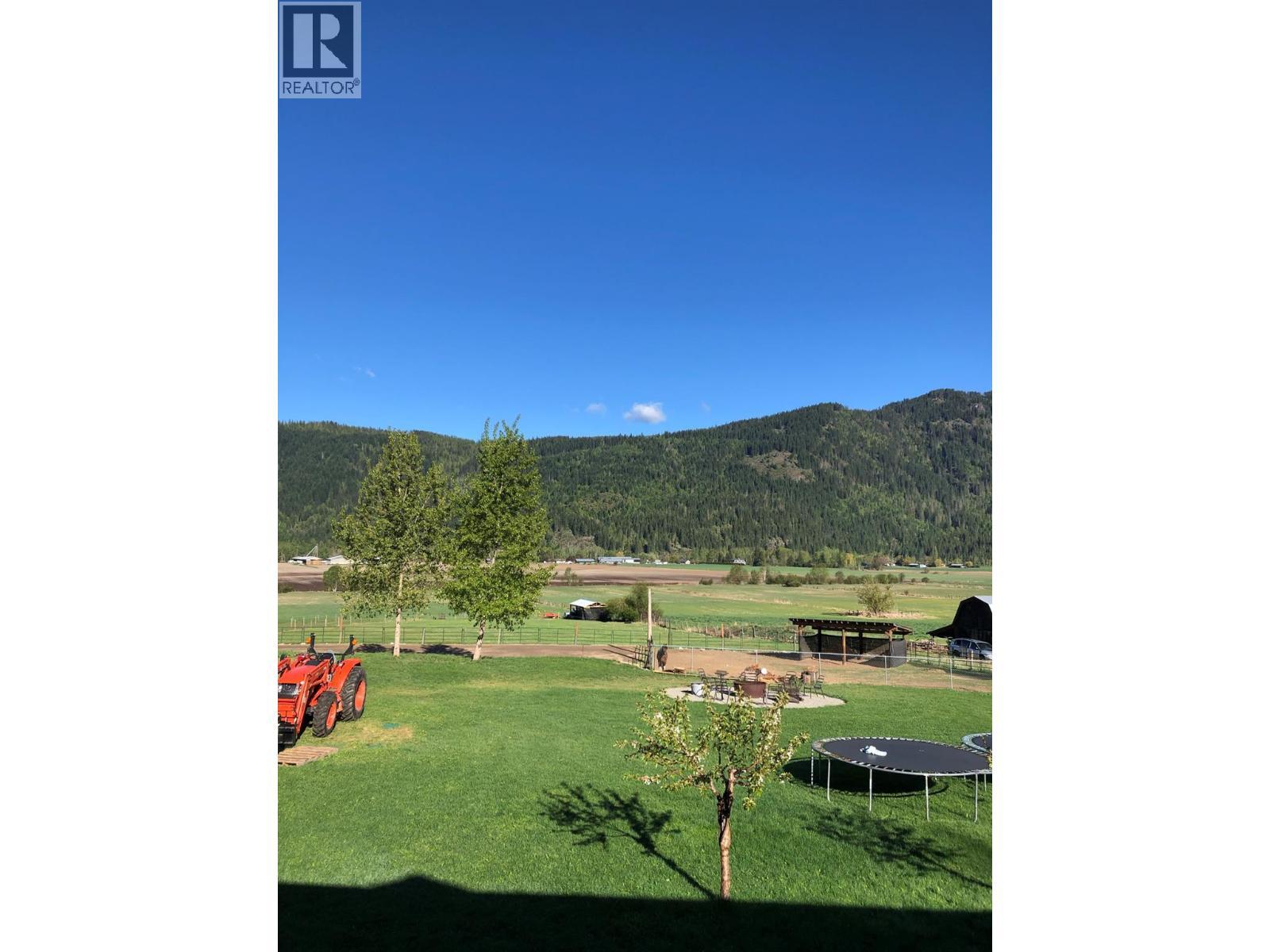 7630 97A Highway, Mara, BC
