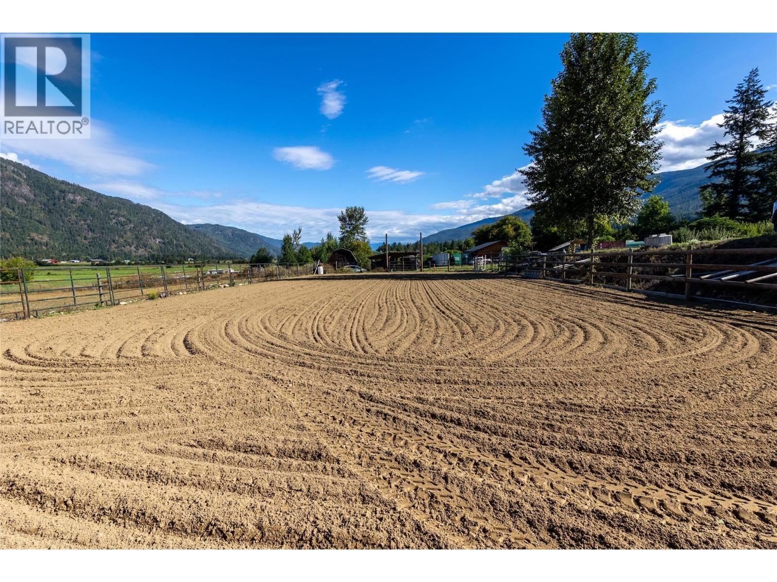 7630 97A Highway, Mara, BC