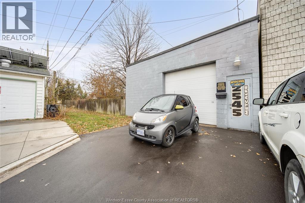 1354 St. Luke, Windsor, ON