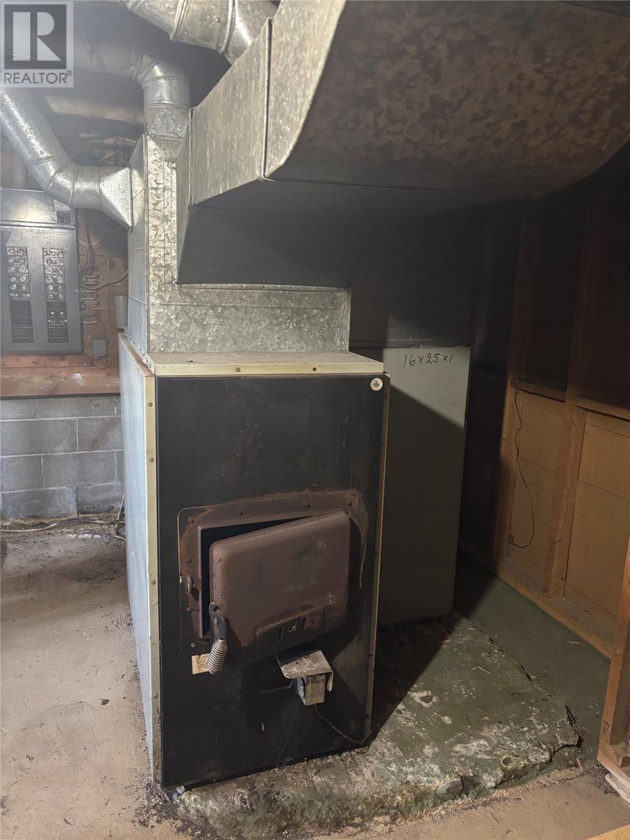 97 Main Road, Little Heart'S Ease, NL - Indoor Photo Showing Other Room