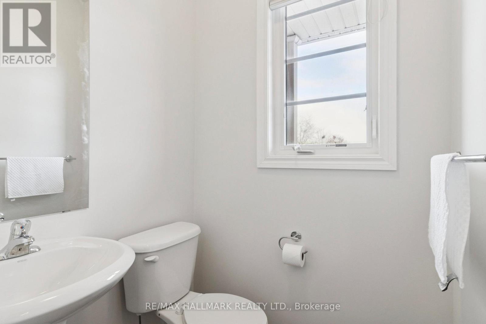 8 Mistywood Crescent, Vaughan, ON - Indoor Photo Showing Bathroom