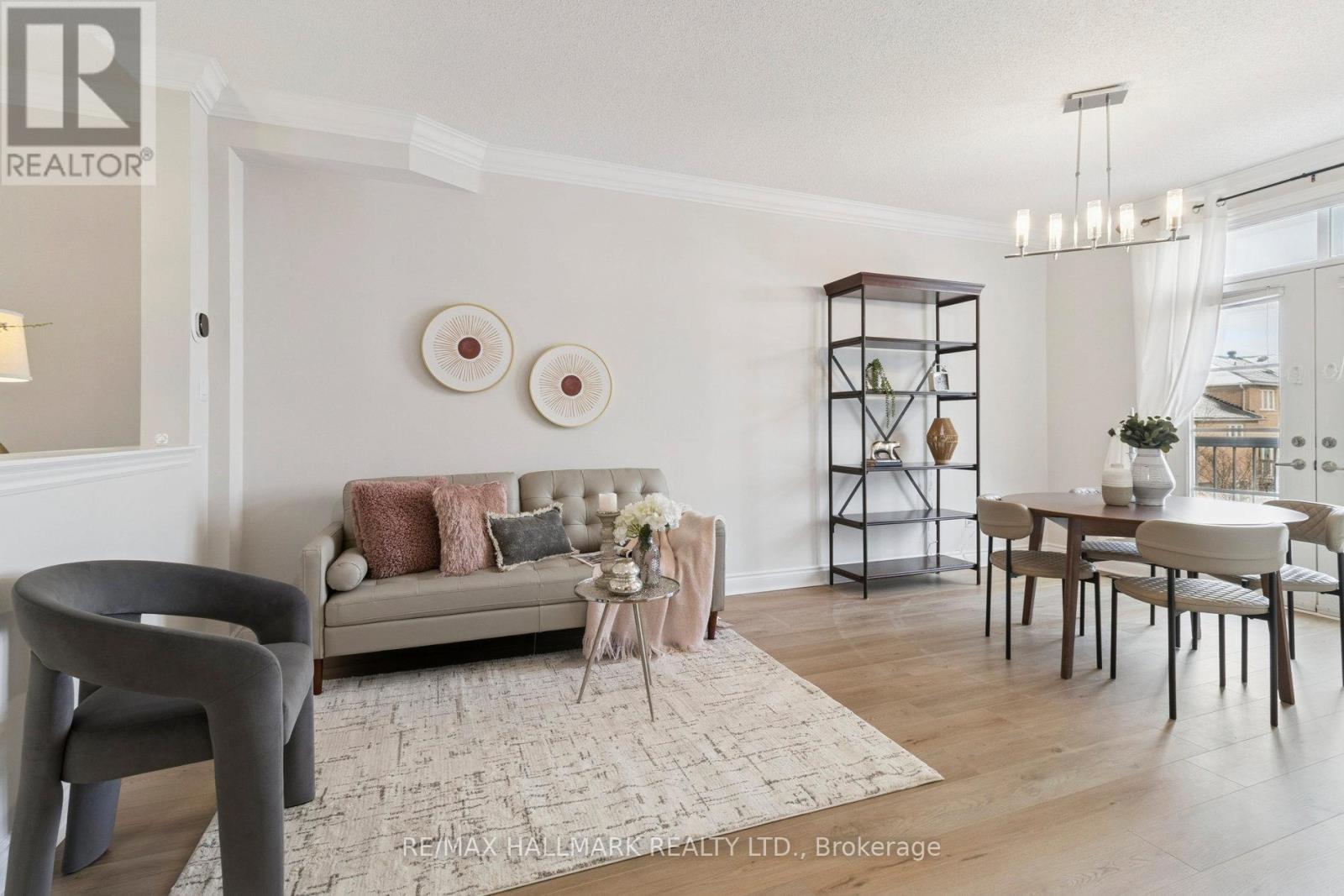 8 Mistywood Crescent, Vaughan, ON - Indoor