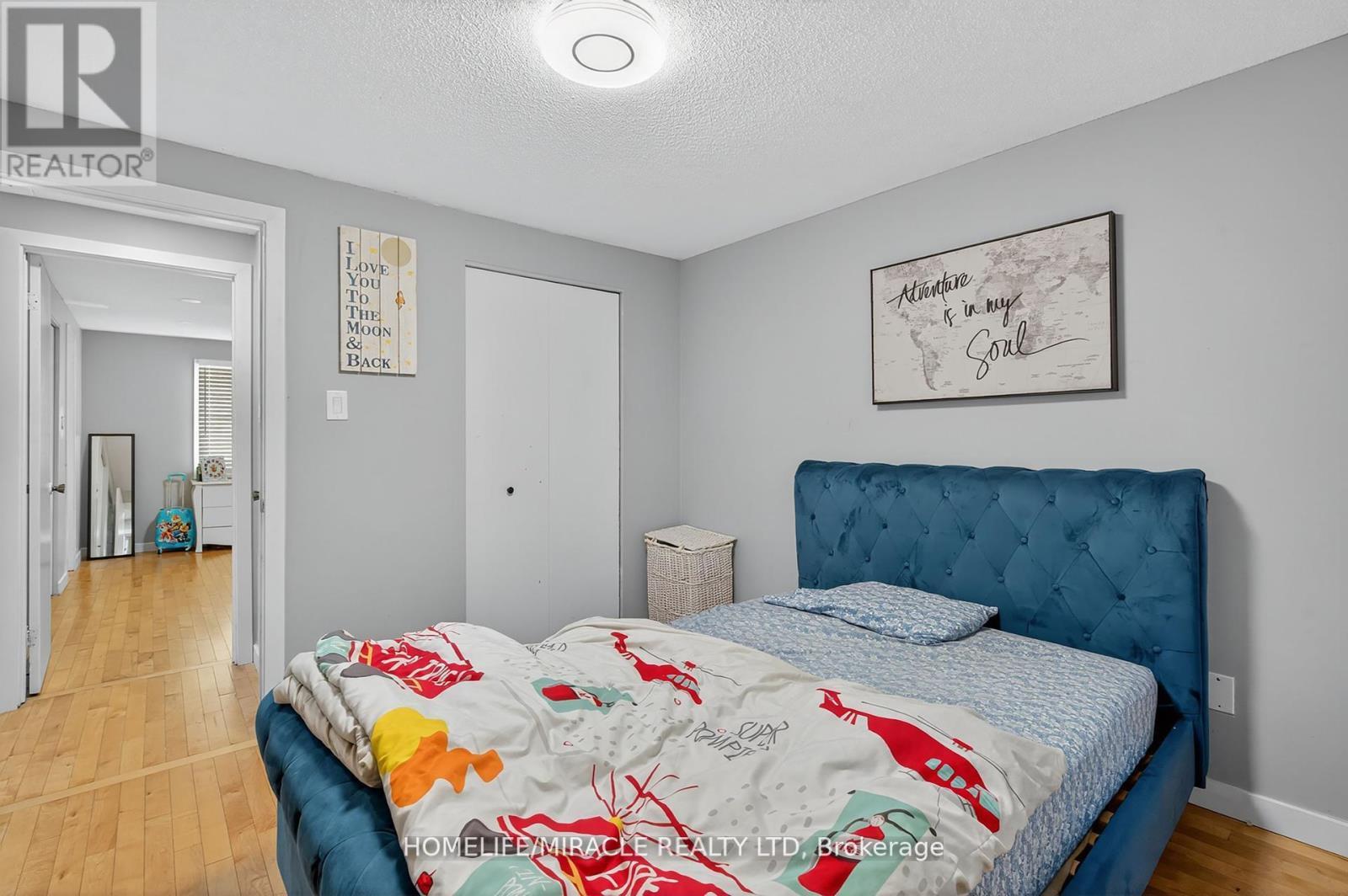 28 - 1318 Highbury Avenue, London East, ON - Indoor Photo Showing Bedroom