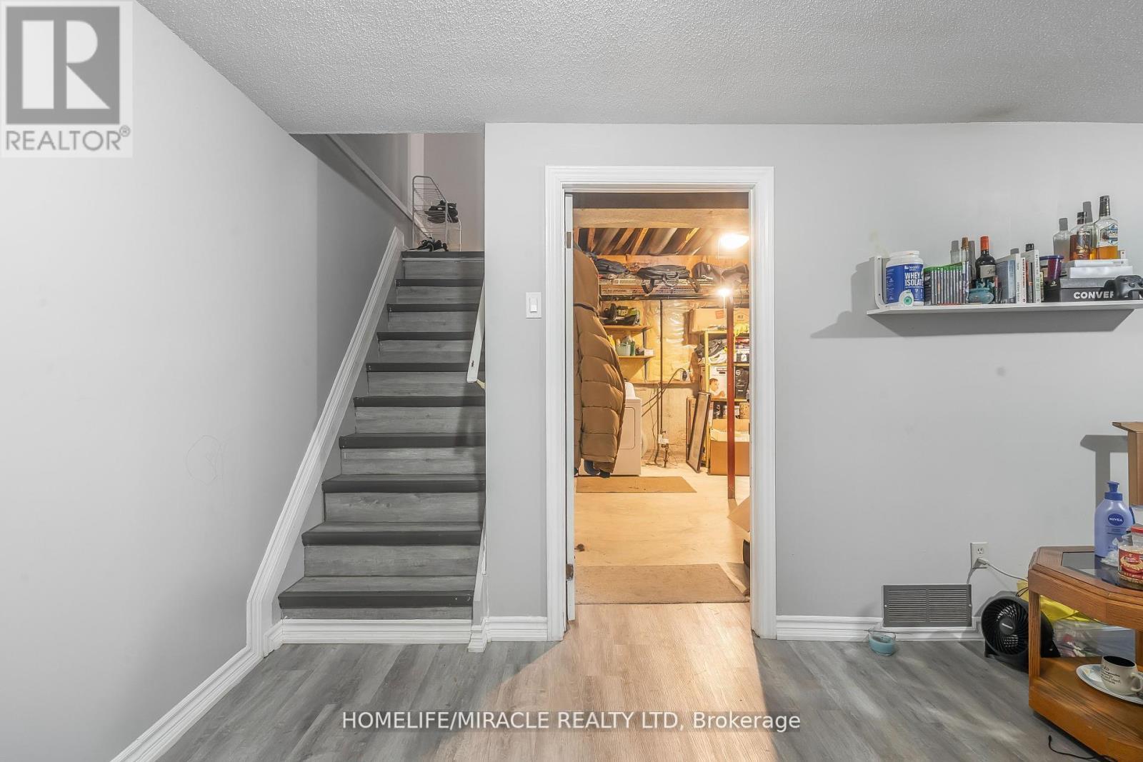 28 - 1318 Highbury Avenue, London East, ON - Indoor Photo Showing Other Room