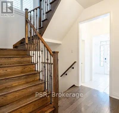 59 Pridham Place, New Tecumseth, ON - Indoor Photo Showing Other Room