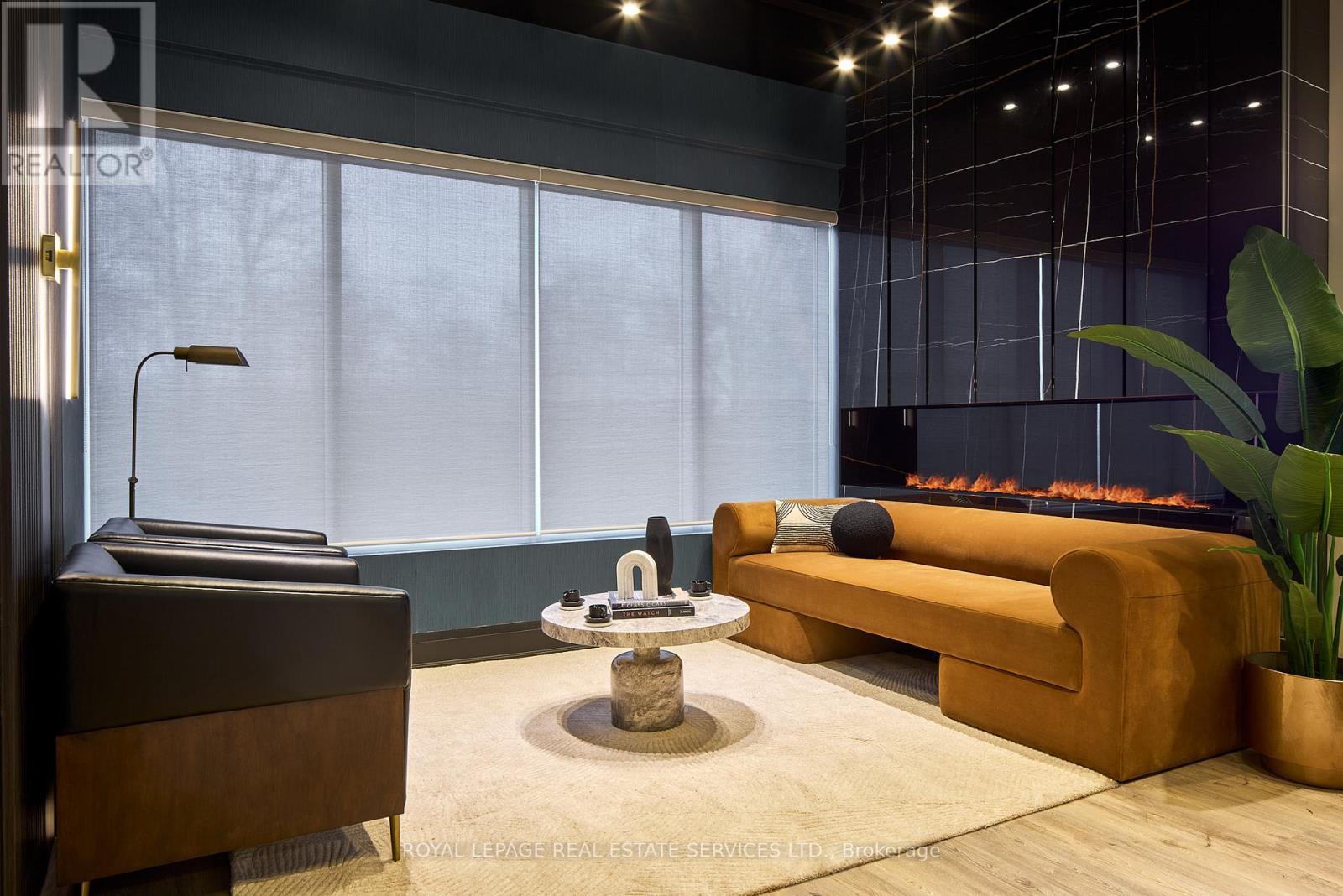 206 - 3475 Rebecca Street, Oakville, ON