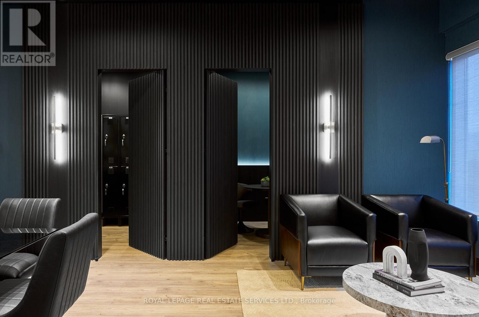 206 - 3475 Rebecca Street, Oakville, ON