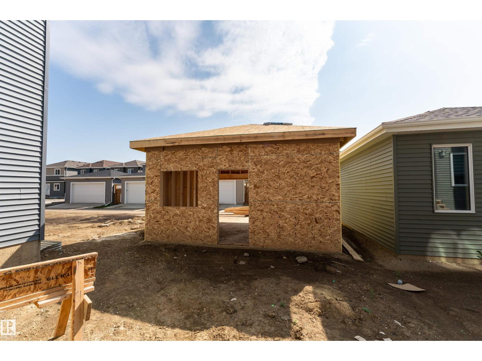 3127 Magpie Wy Nw, Edmonton, AB - Outdoor