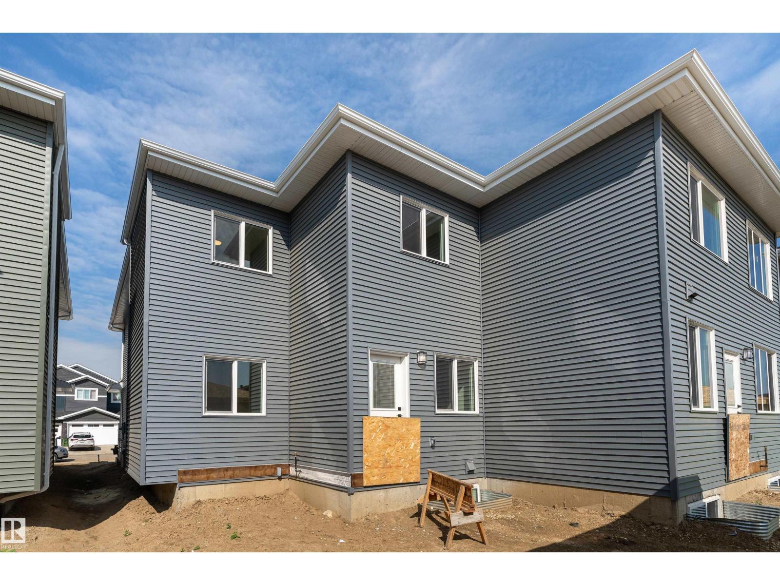 3127 Magpie Wy Nw, Edmonton, AB - Outdoor