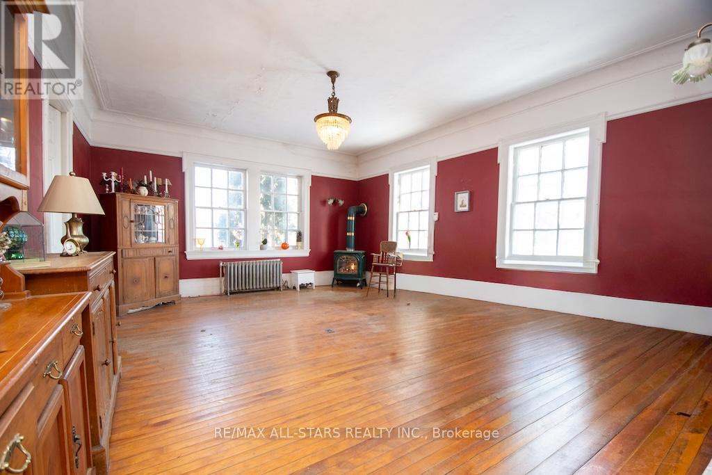 173 Lindsay Street S, Kawartha Lakes (Lindsay), ON - Indoor Photo Showing Other Room