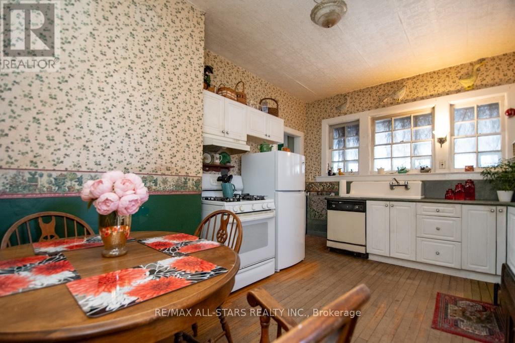 173 Lindsay Street S, Kawartha Lakes (Lindsay), ON - Indoor Photo Showing Other Room