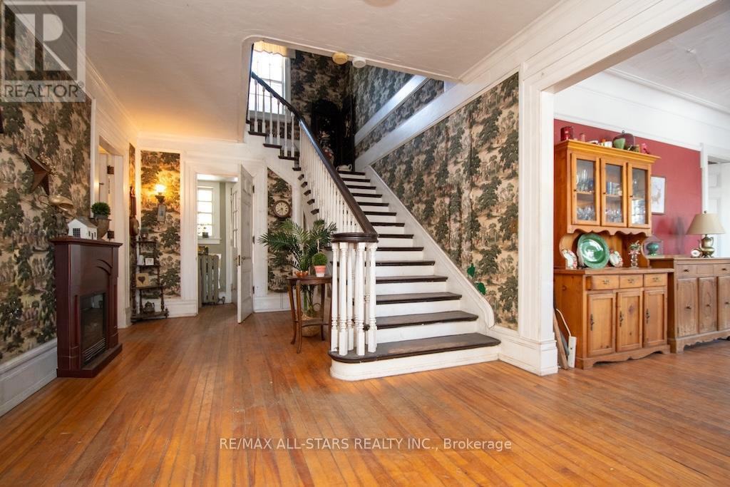 173 Lindsay Street S, Kawartha Lakes (Lindsay), ON - Indoor Photo Showing Other Room