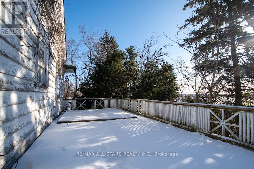 173 Lindsay Street S, Kawartha Lakes (Lindsay), ON - Outdoor