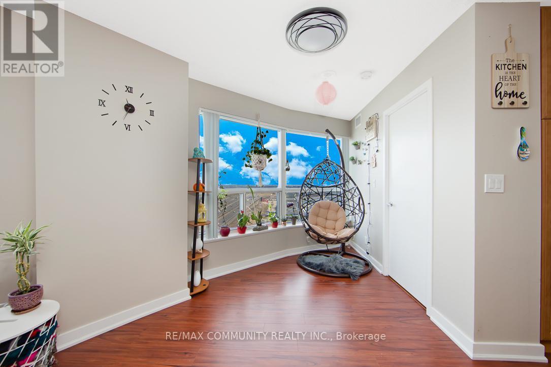 1903 - 38 Lee Centre Drive, Toronto, ON - Indoor Photo Showing Other Room